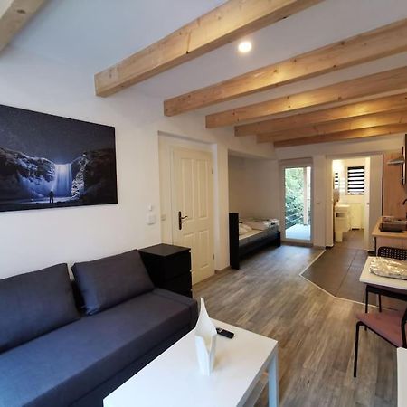 Altstadt-Apartment & Fewo Og Fuer Max 3 Pers Халденслебен Екстериор снимка