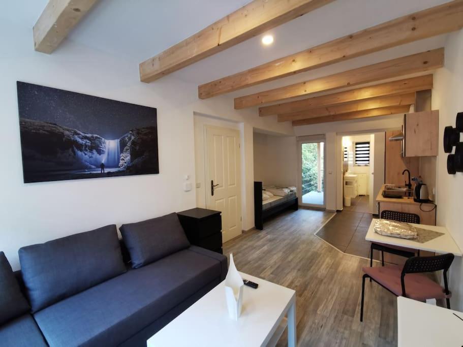 Altstadt-Apartment & Fewo Og Fuer Max 3 Pers Халденслебен Екстериор снимка